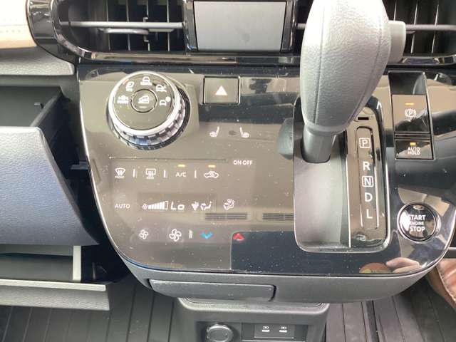 Mitsubishi Delica Mini 9