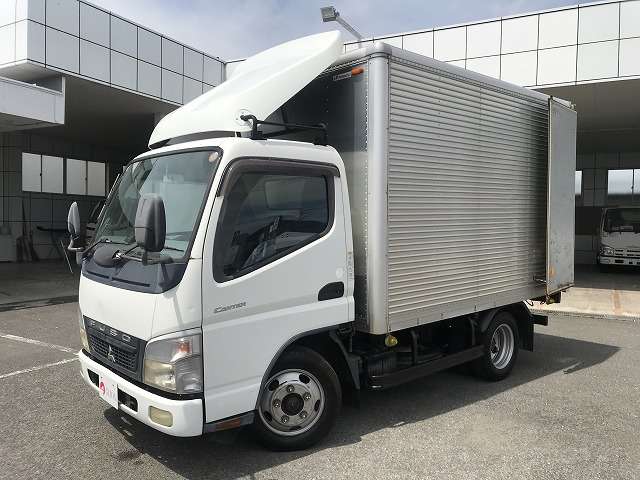 Mitsubishi Fuso Canter 9