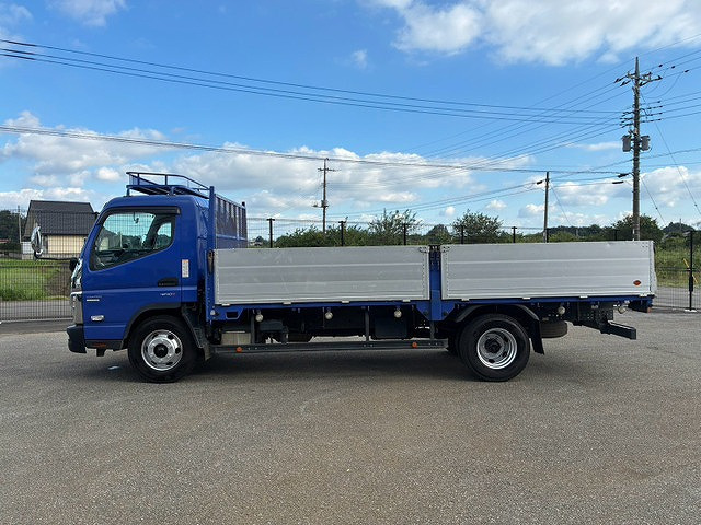 Mitsubishi Fuso Canter 11