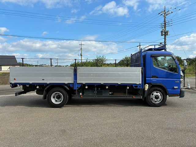 Mitsubishi Fuso Canter 12