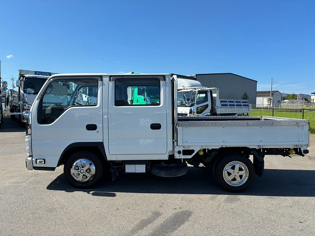 Isuzu Elf 11