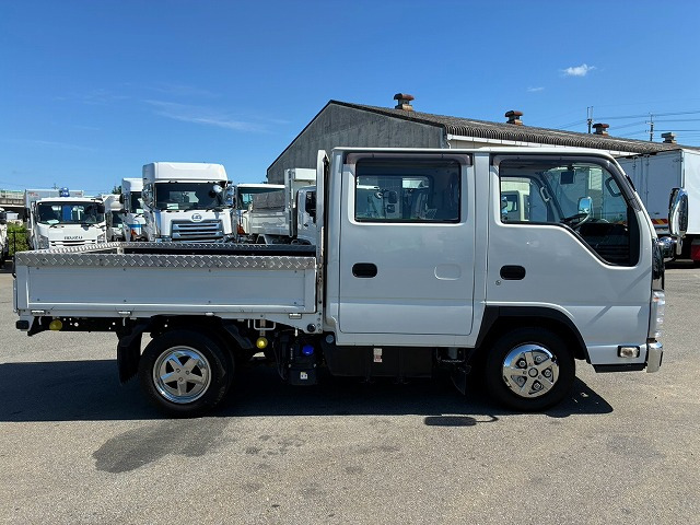 Isuzu Elf 12