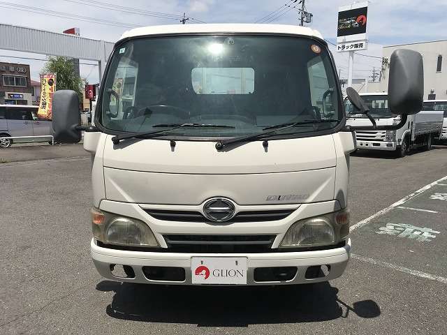 Hino Dutro 2
