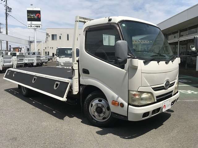 Hino Dutro 10
