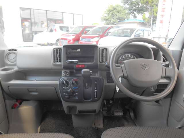 Suzuki Every 12