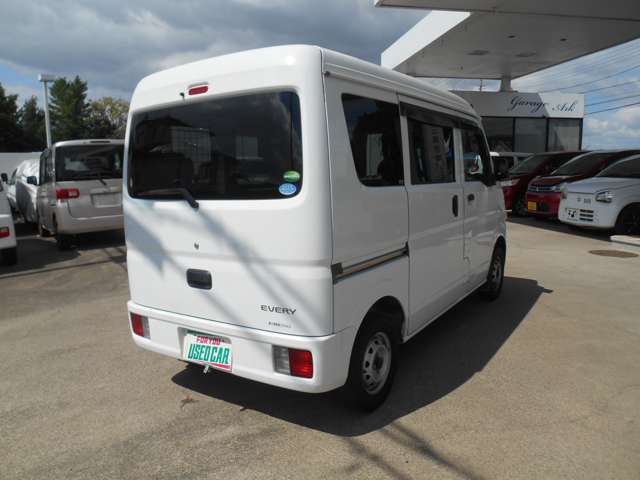 Suzuki Every 8