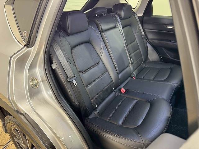 Mazda CX-5 6