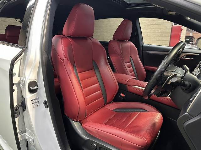 Lexus RX 9