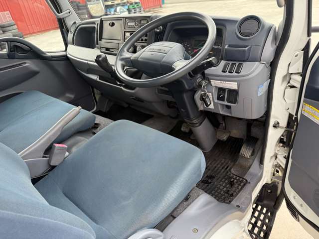 Mitsubishi Fuso Canter 8