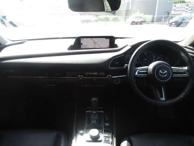 Mazda CX-30 11