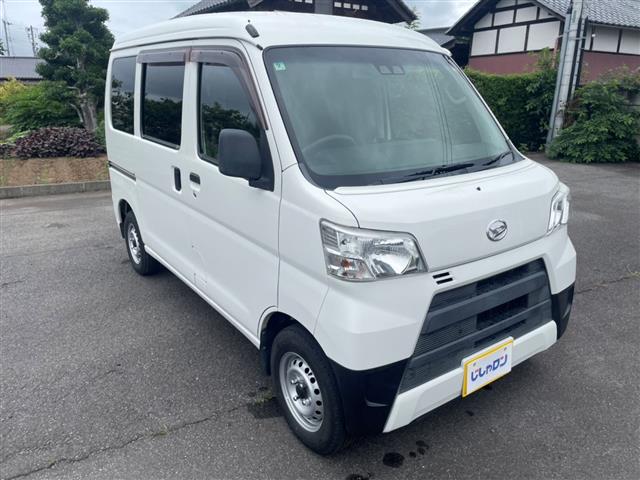 Daihatsu Hijet Cargo 6