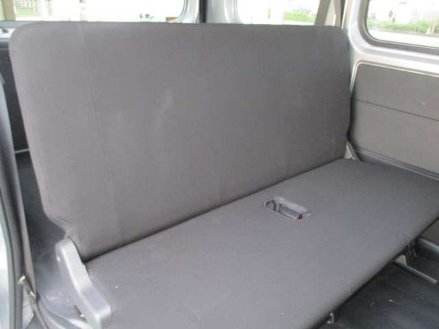 Daihatsu Hijet Cargo 10
