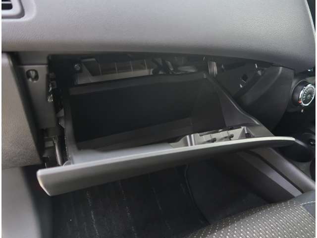 Mitsubishi RVR 11