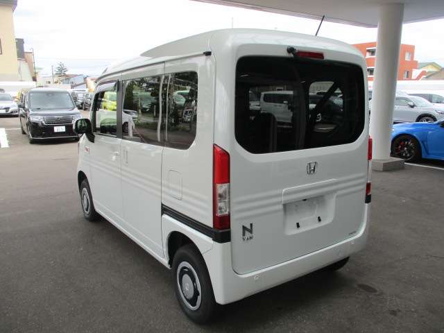 Honda N-VAN 4