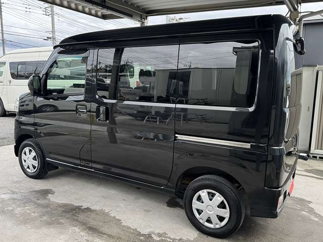 Daihatsu Hijet Cargo 12