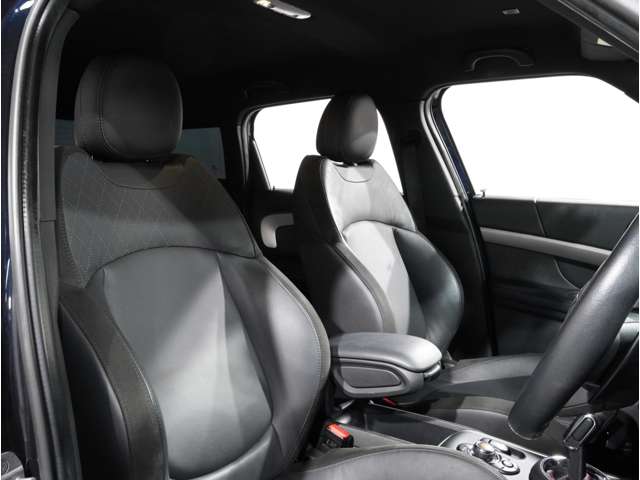MINI Crossover 6