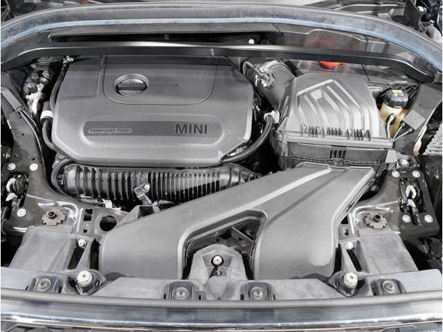 MINI Crossover 8