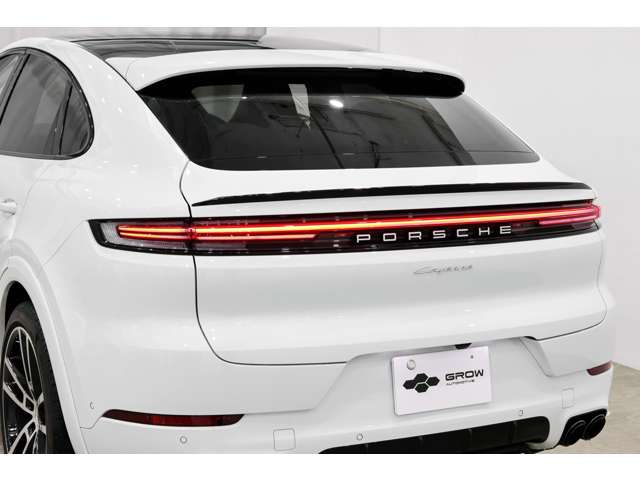Porsche Cayenne Coupe 11