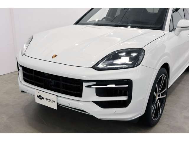 Porsche Cayenne Coupe 8
