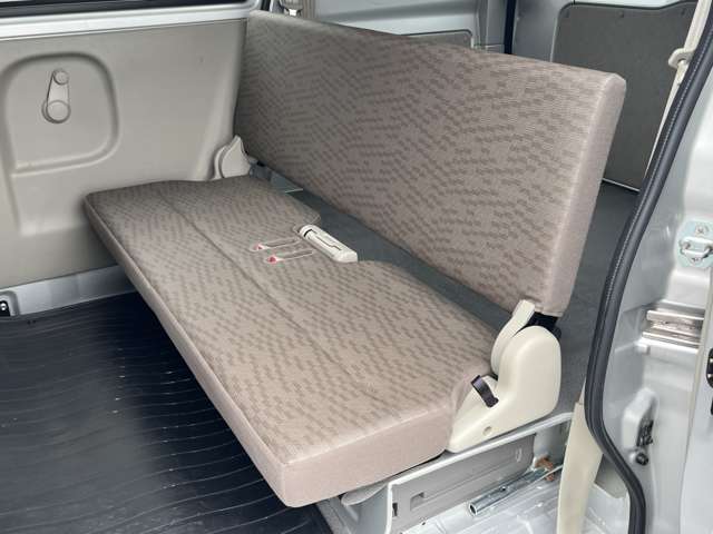 Nissan NV100 Clipper 11