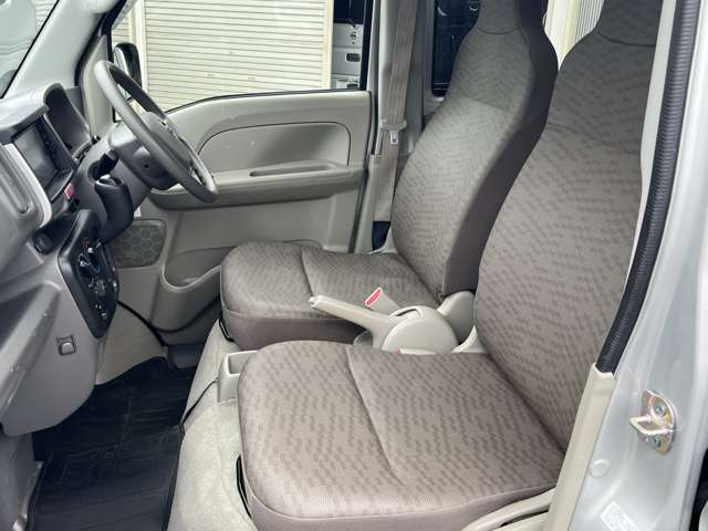 Nissan NV100 Clipper 10