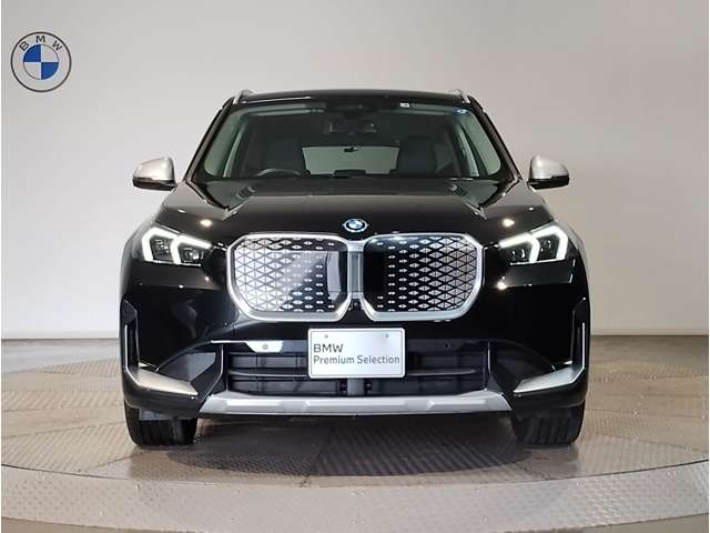 BMW iX1 5