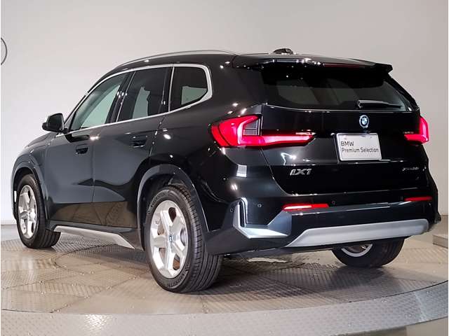 BMW iX1 7
