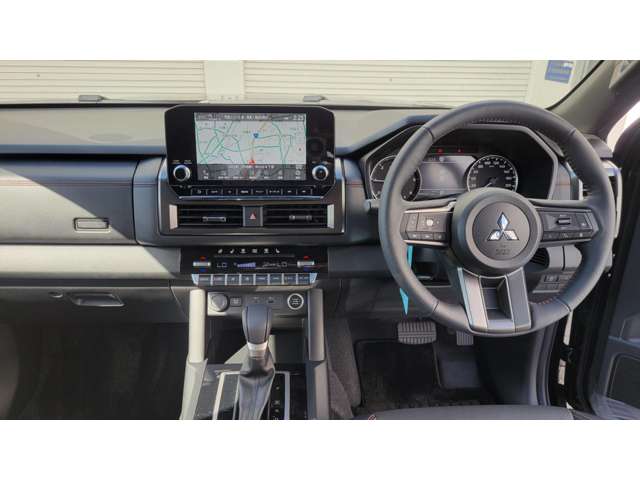 Mitsubishi Triton 5