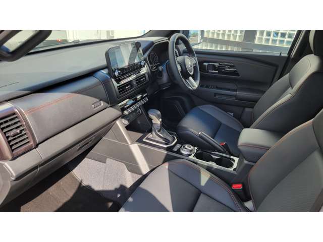 Mitsubishi Triton 6
