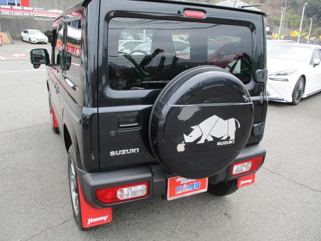 Suzuki Jimny 12