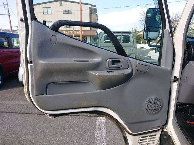 Toyota Toyoace 11