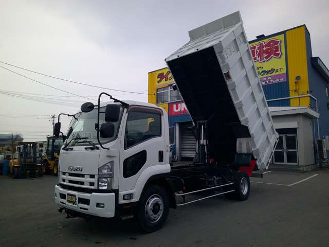 Isuzu Forward 3