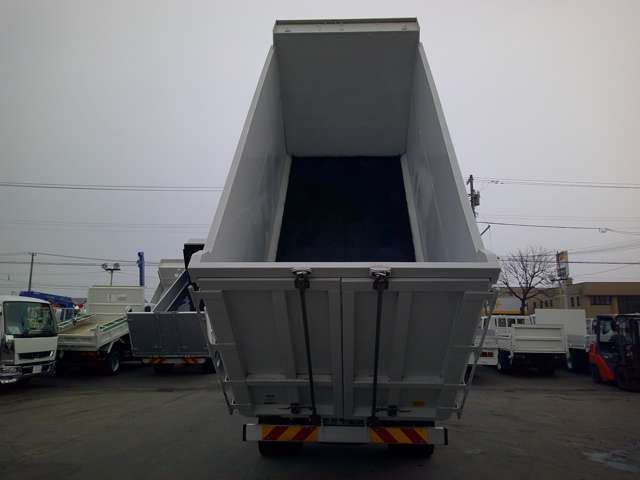 Isuzu Forward 6