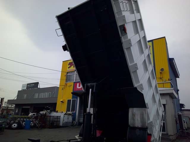 Isuzu Forward 10