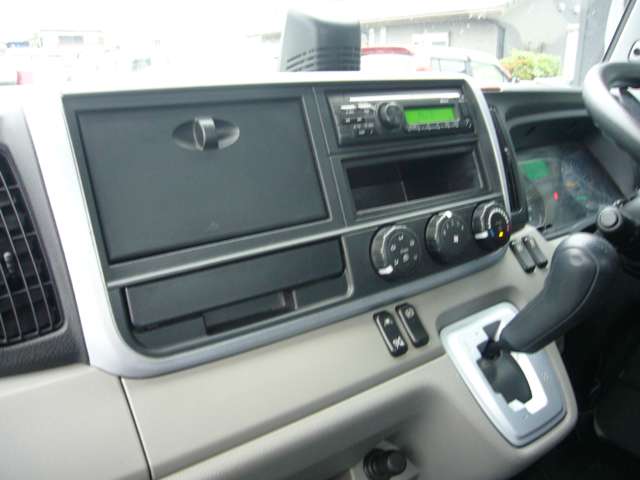 Mitsubishi Fuso Canter 4