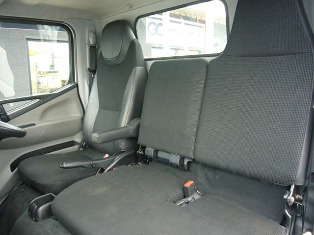 Mitsubishi Fuso Canter 6