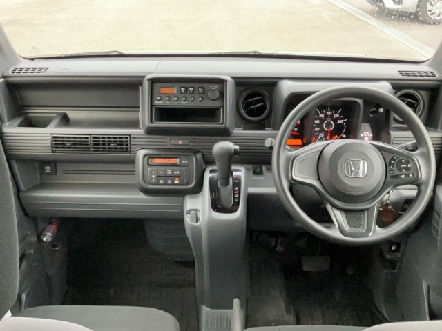 Honda N-VAN 12