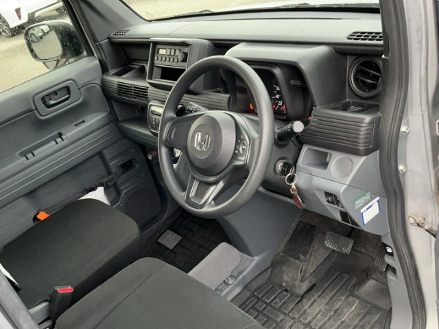 Honda N-VAN 10