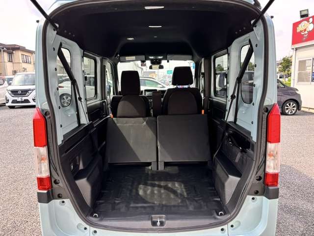 Honda N-VAN 12