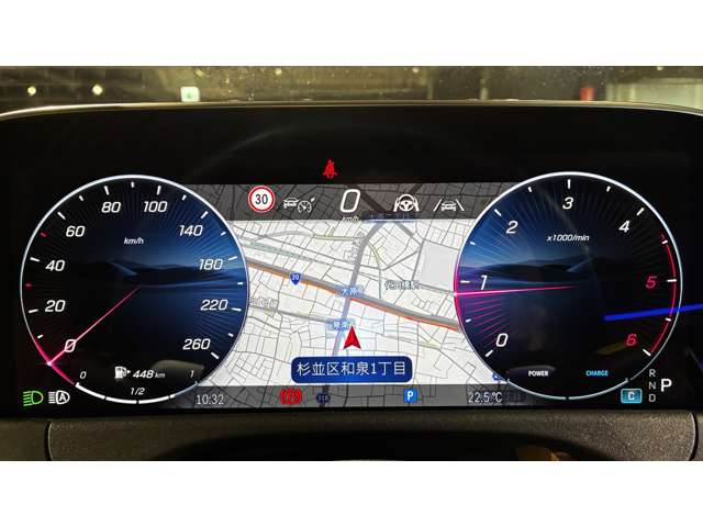 Mercedes-Benz E-Class All-Terrain 12