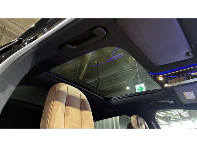 Mercedes-Benz E-Class All-Terrain 9