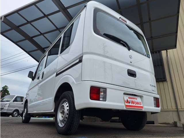 Suzuki Every 12