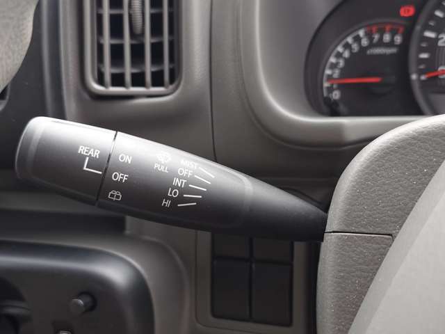 Suzuki Every 12