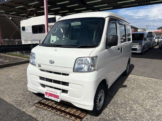 Daihatsu Hijet Cargo 7