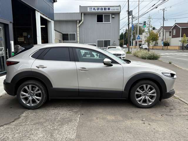 Mazda CX-30 4