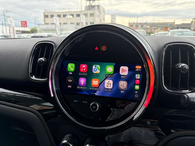 MINI Crossover 10