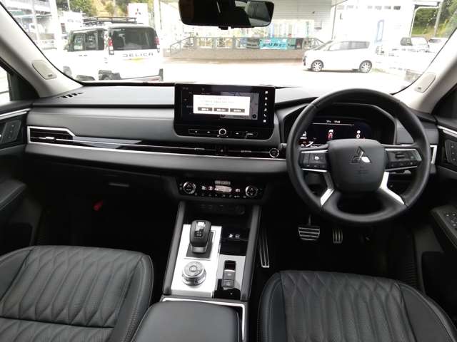 Mitsubishi Outlander 3