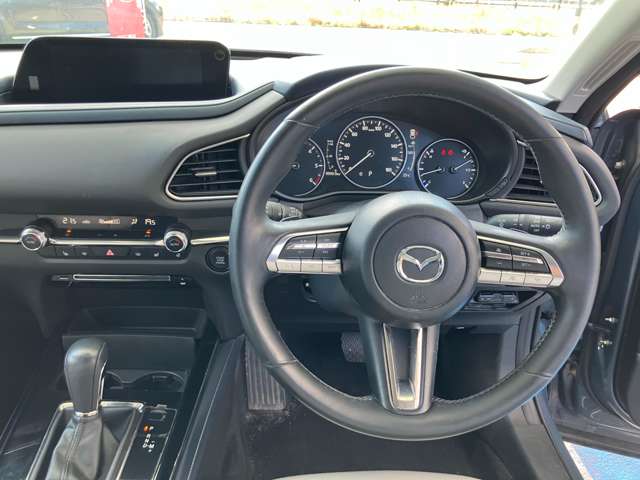 Mazda CX-30 11