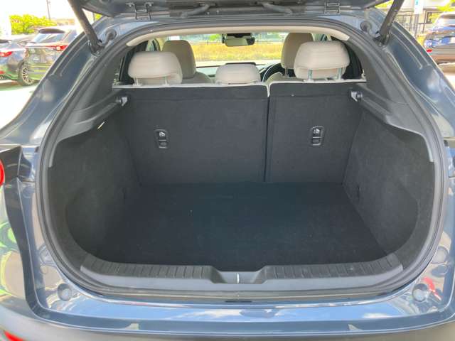 Mazda CX-30 9