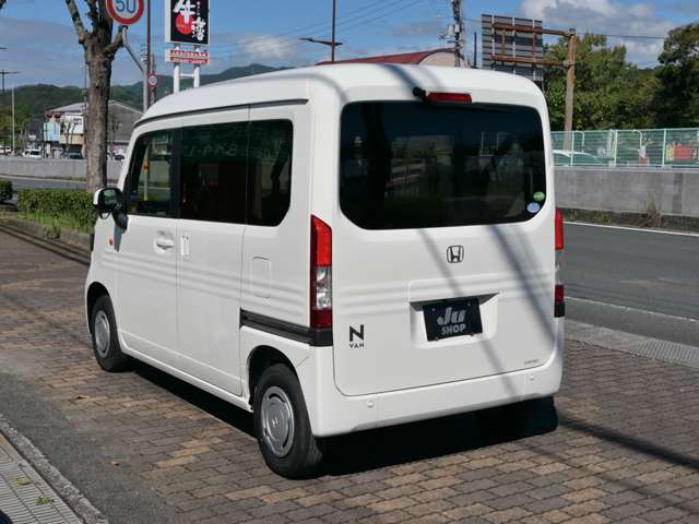 Honda N-VAN 11